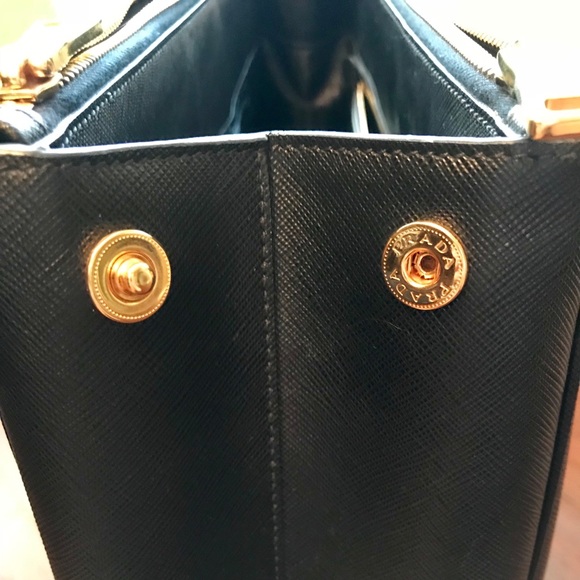 Prada Medium Saffiano Executive Tote Bag - Picture 6 of 8